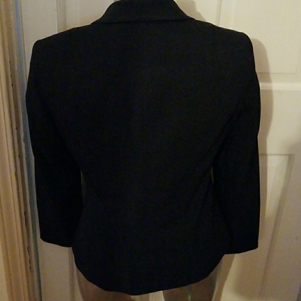 Jacket - Picture 3 of 4